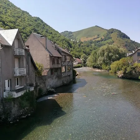 Chez Christine Apartamento Sarrancolin